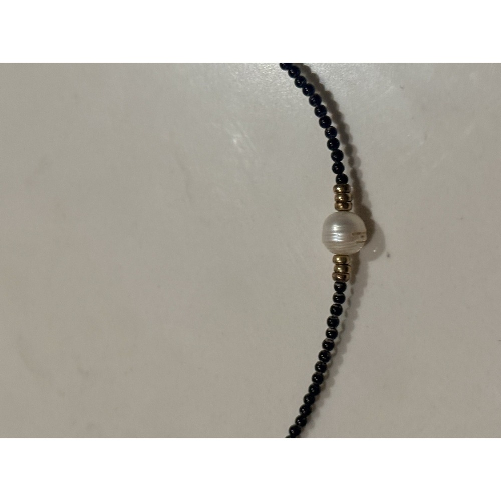 Beaded Necklace Women 16" Black White Good Pearl Accent Dainty Minimal - Picture 2 of 4